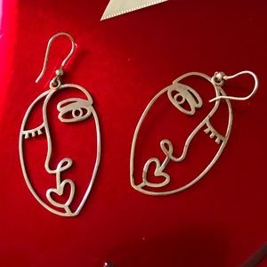 Face Outline Earings